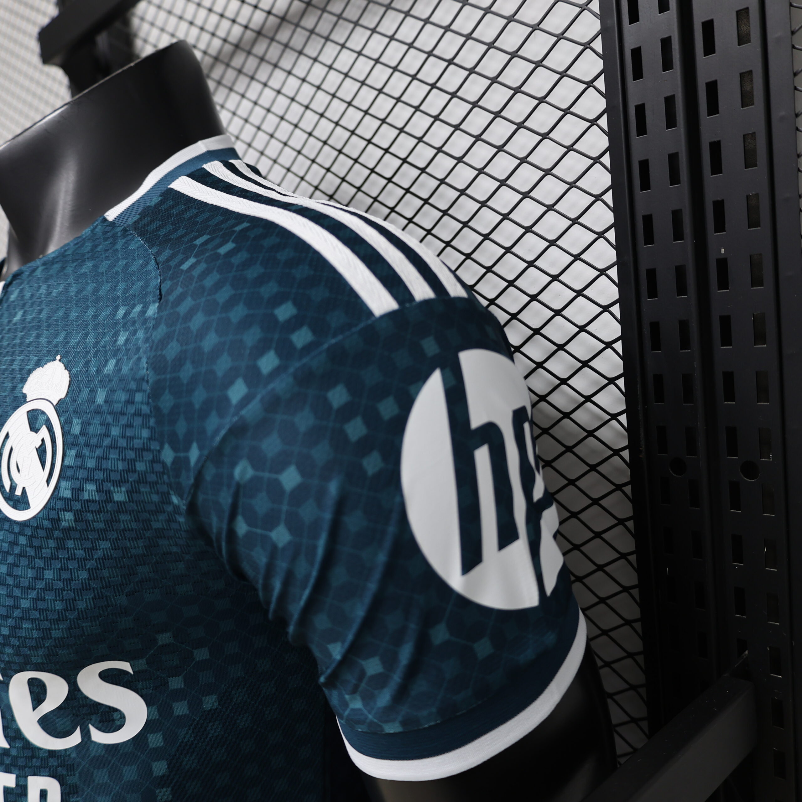 Jersey Real Madrid visita 26/27 - Image 6