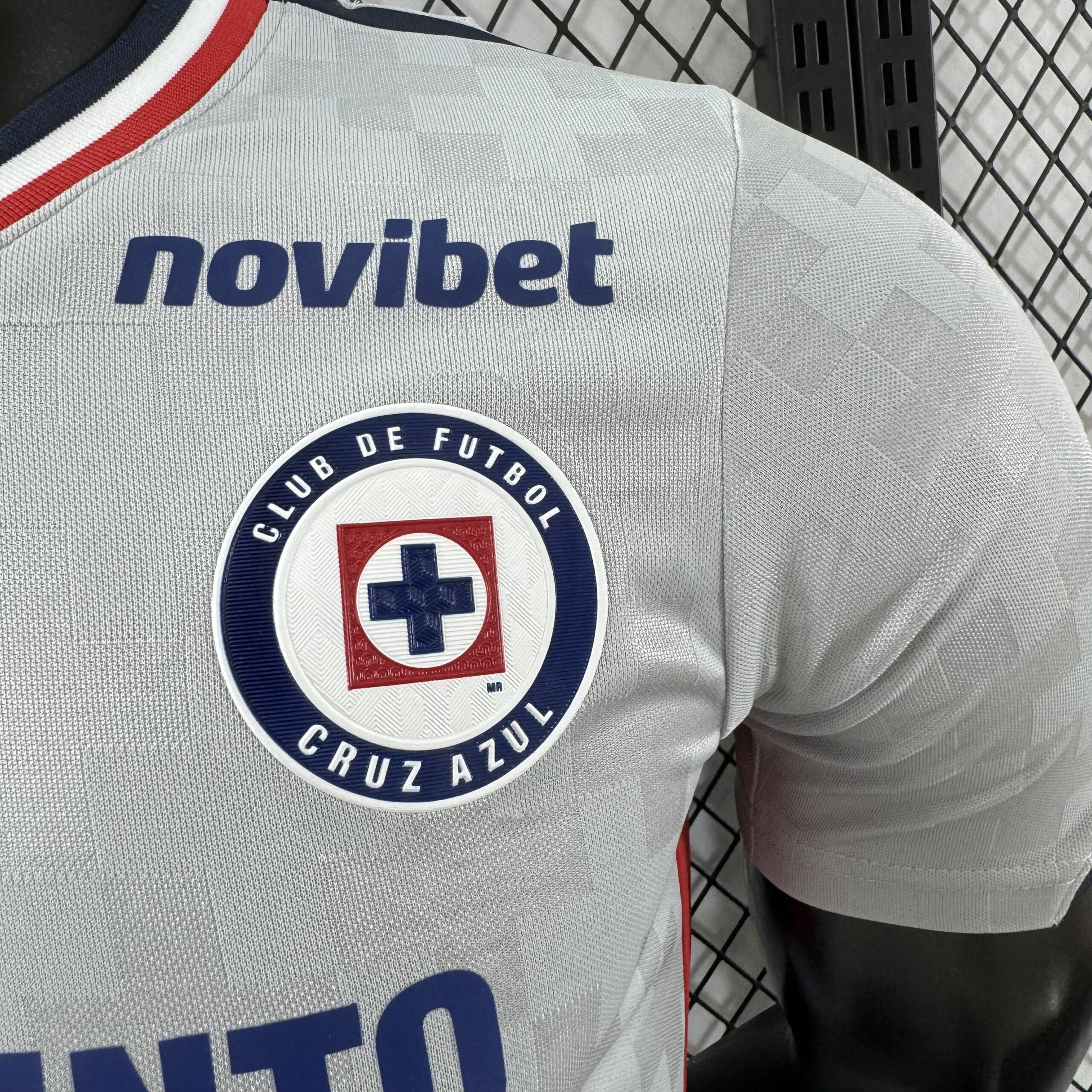 Jersey Cruz azul visita 25/26 - Image 3