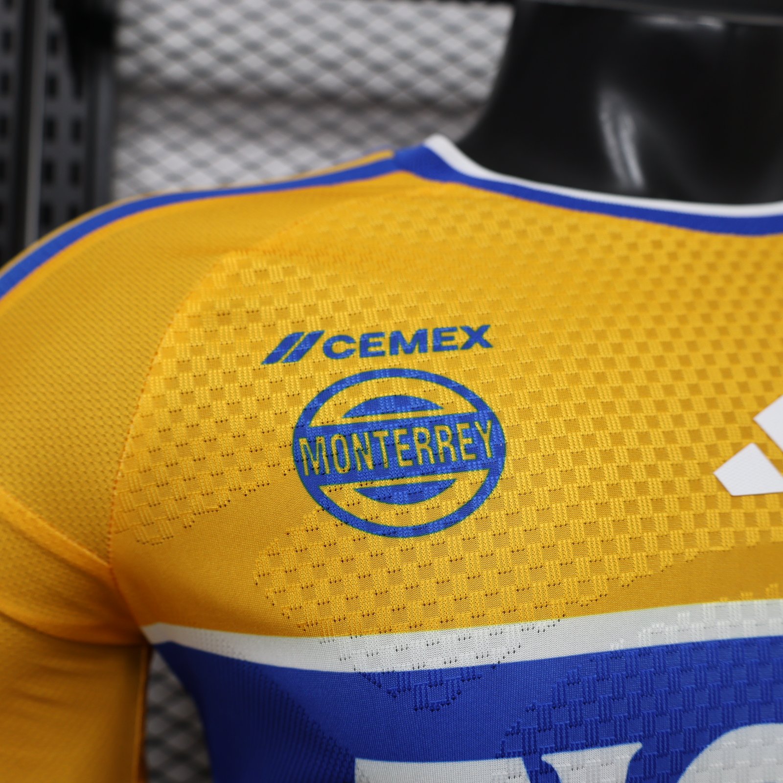 Jersey Tigres local 26/27 - Image 3