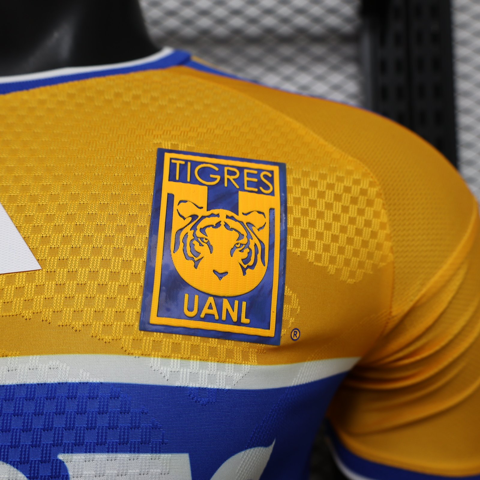 Jersey Tigres local 26/27 - Image 4