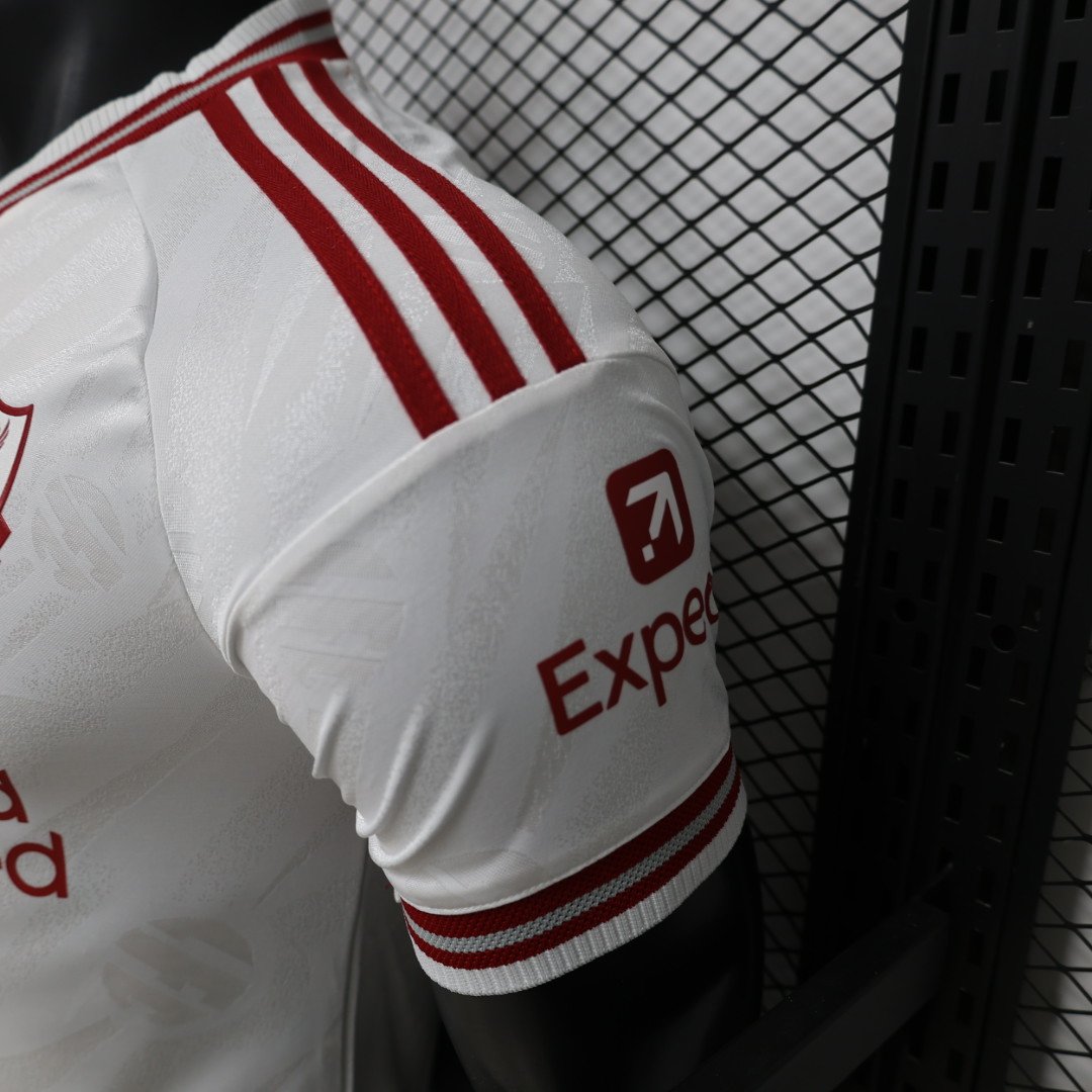 Jersey Liverpool visitante 26/27 - Image 9